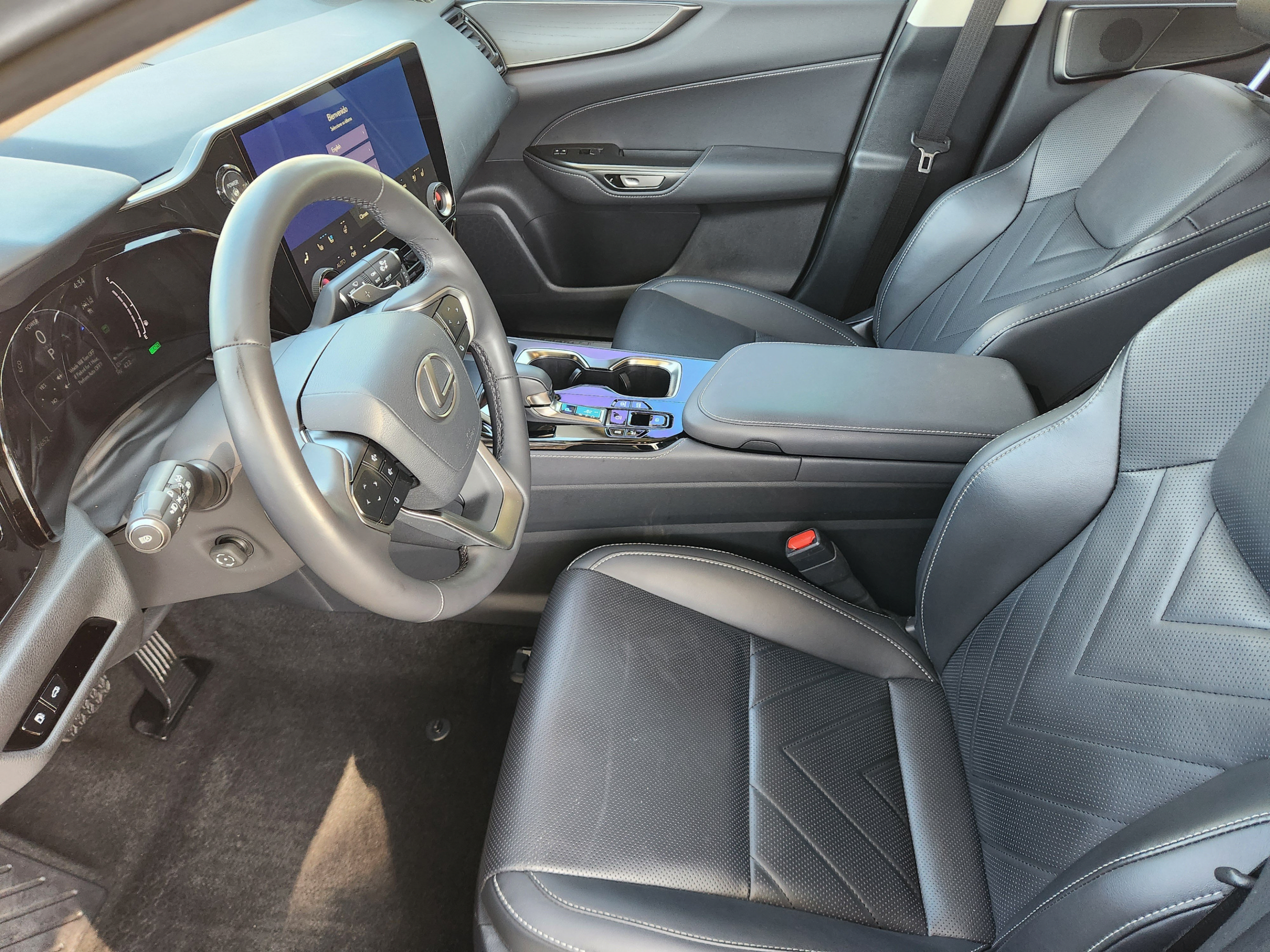 Used 2025 Lexus NX 450h+ AWD w/ Accessory Package (2T) image 5