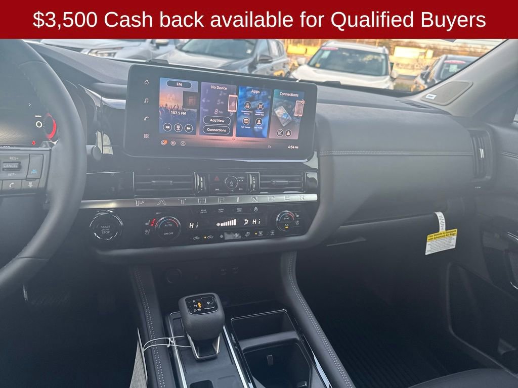 New 2026 Nissan Pathfinder Platinum image 18