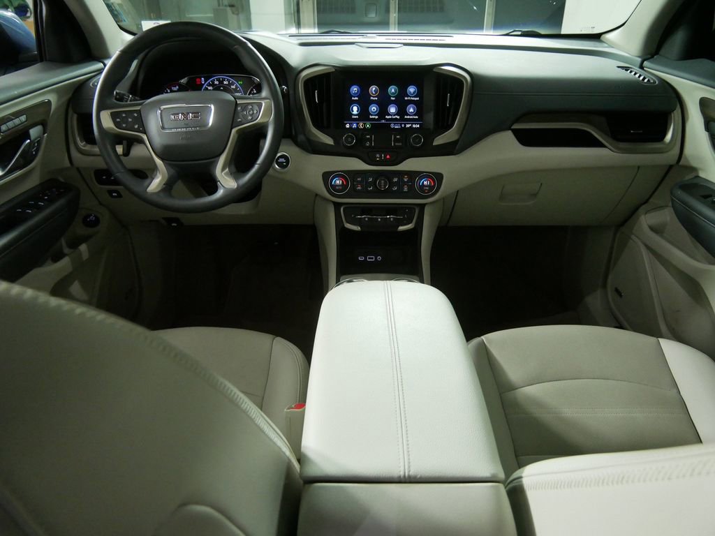 Used 2024 GMC Terrain Denali w/ Denali Premium Package image 21