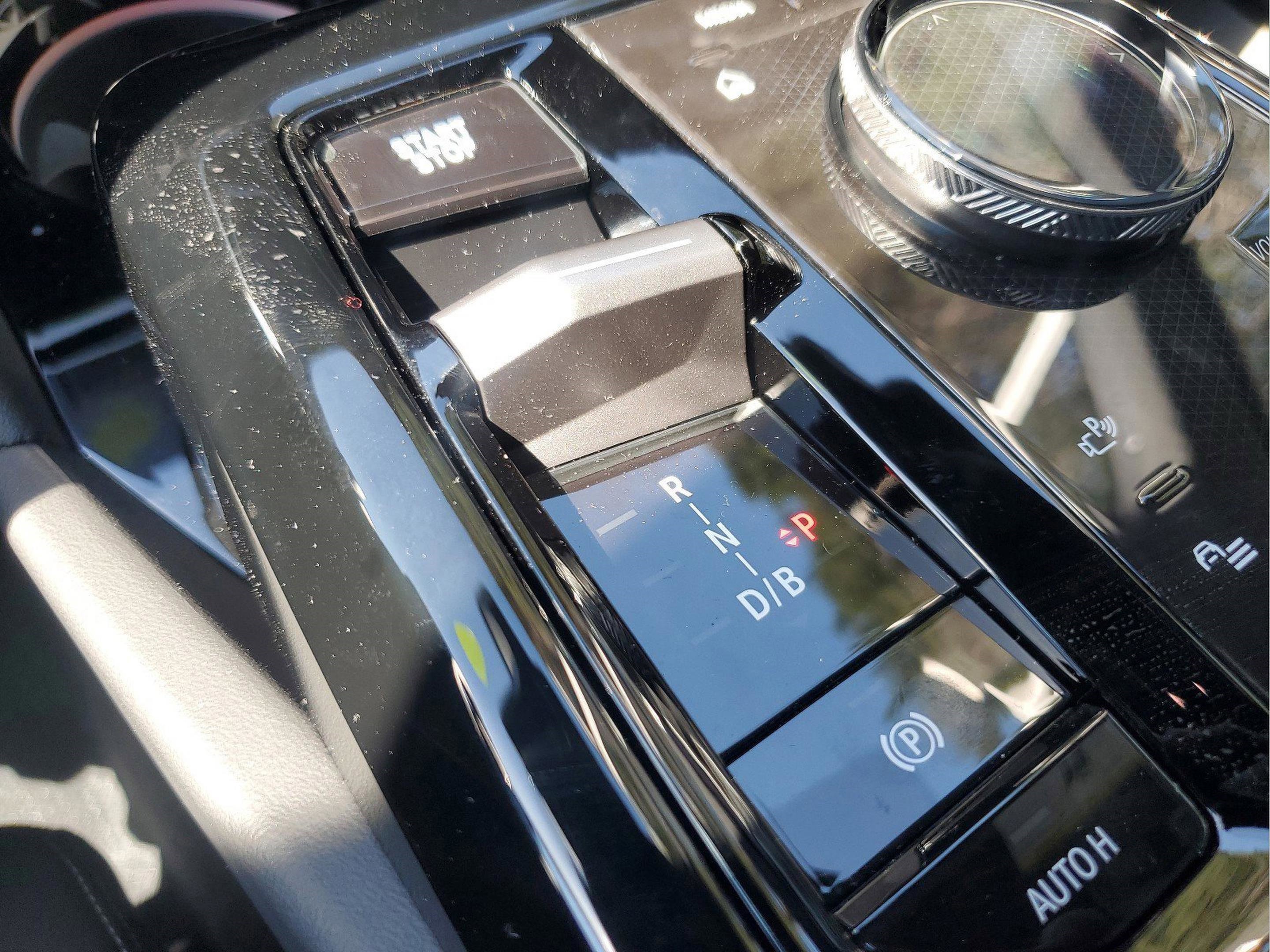 Used 2025 BMW i5 eDrive40i w/ Premium Package image 26