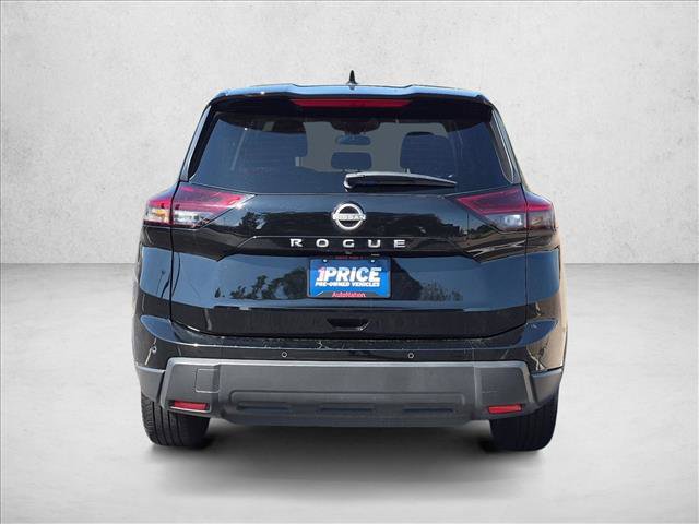 Used 2025 Nissan Rogue SV FWD image 7