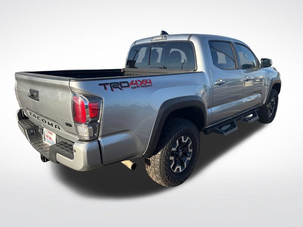 Used 2023 Toyota Tacoma TRD Off-Road w/ Technology Package AWD/4WD image 5