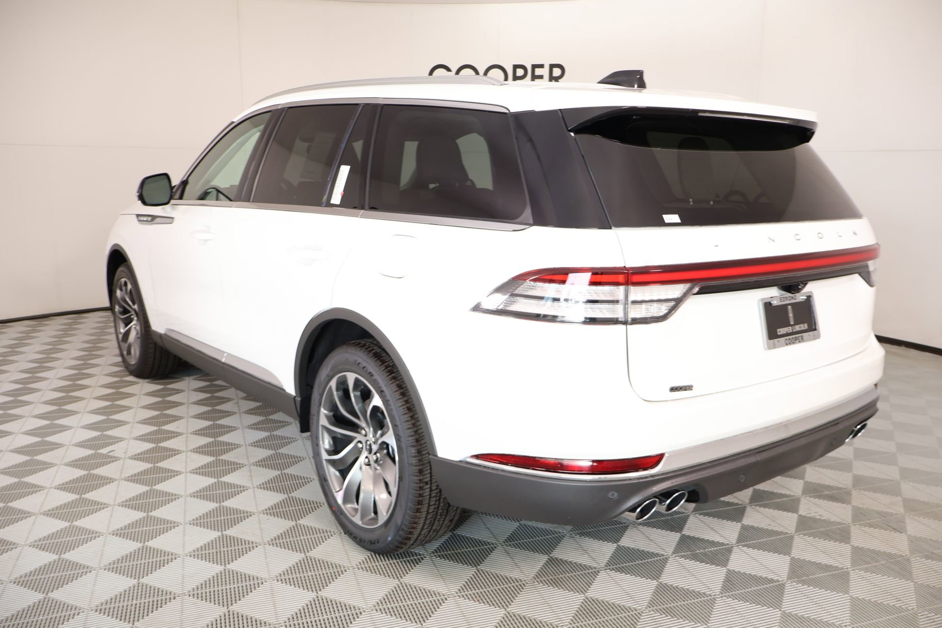 New 2026 Lincoln Aviator Reserve AWD/4WD image 24