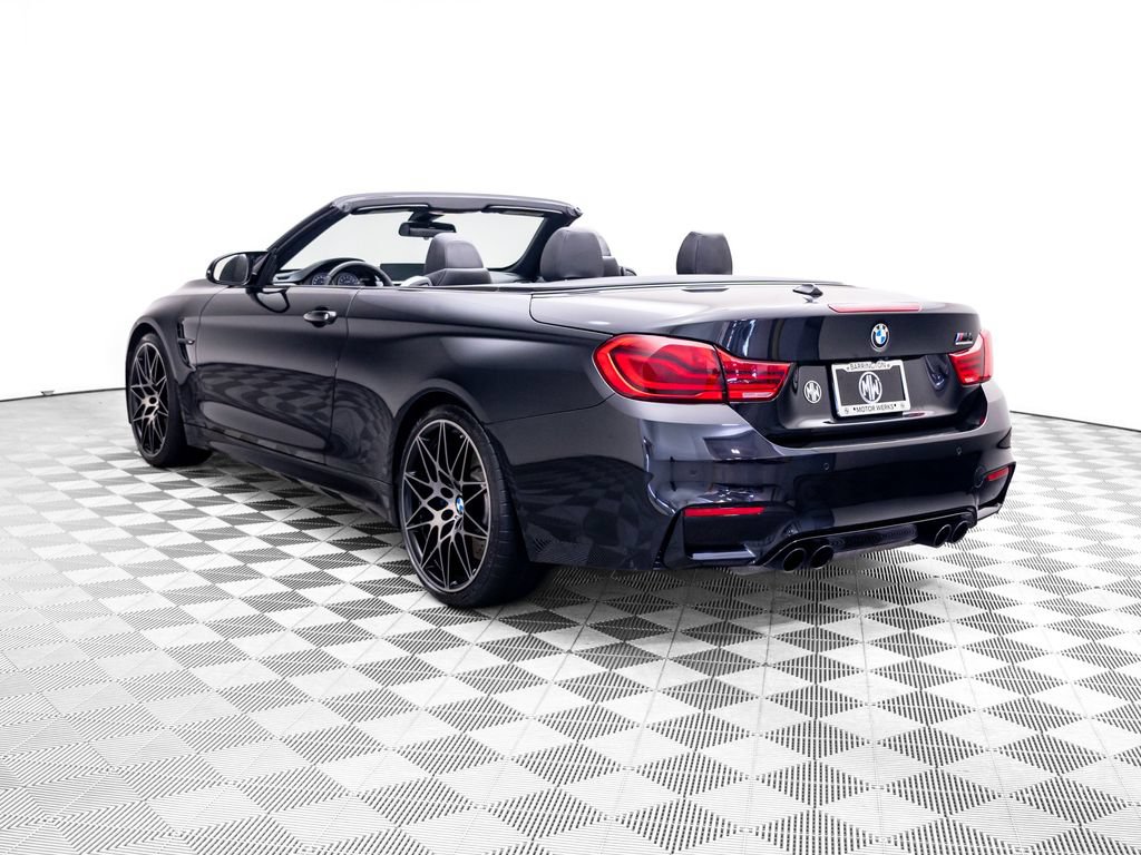 Used 2018 BMW M4 Convertible RWD video 3