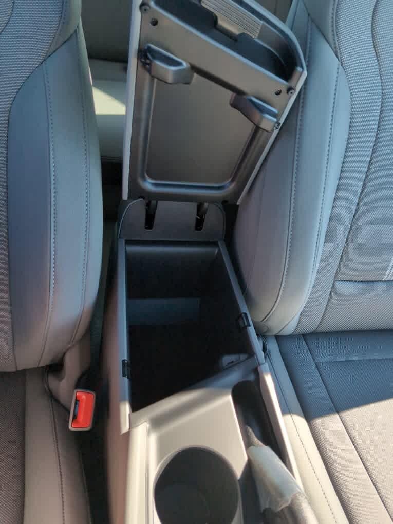 New 2026 Hyundai Elantra SE FWD image 27