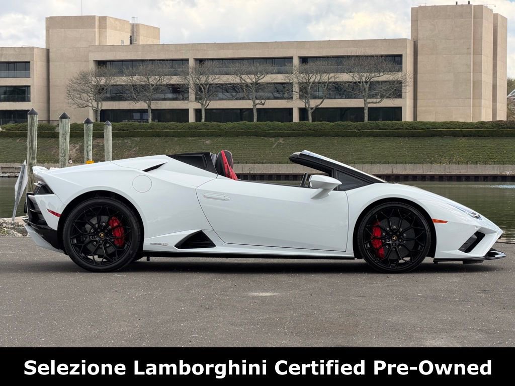 Used 2023 Lamborghini Huracan EVO RWD image 5