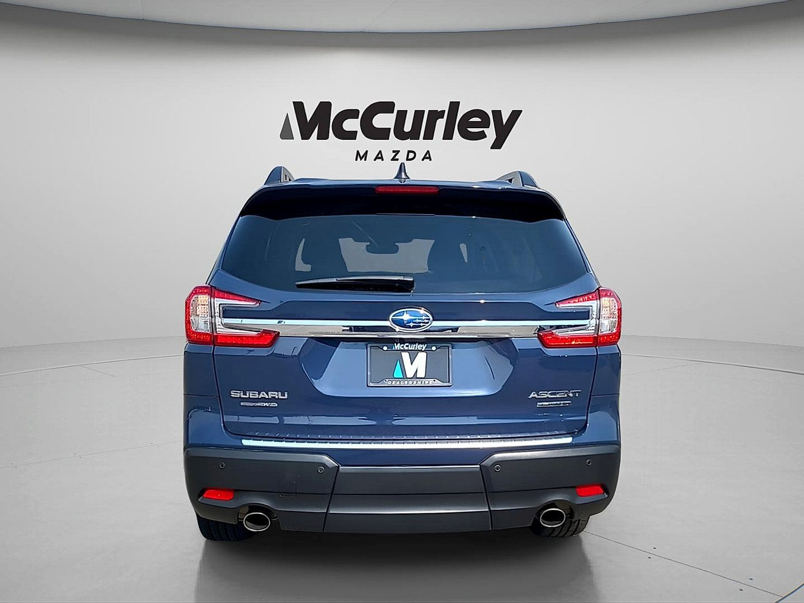 Used 2024 Subaru Ascent Limited w/ Technology Package AWD/4WD image 6