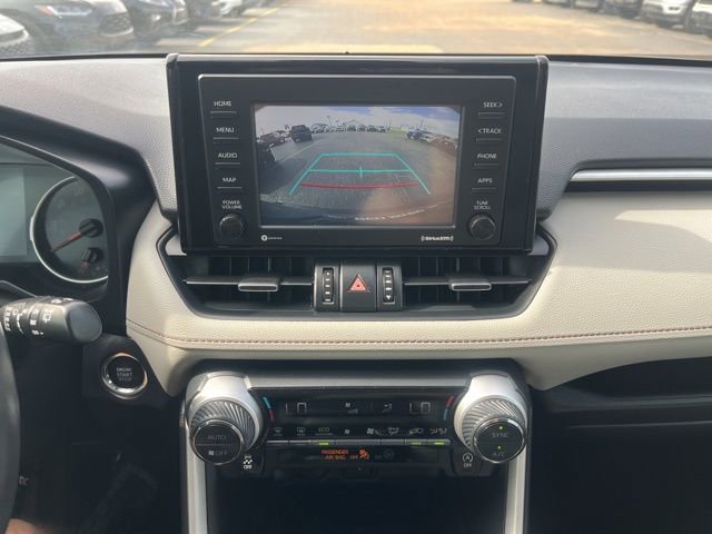 Used 2021 Toyota RAV4 XLE Premium image 15