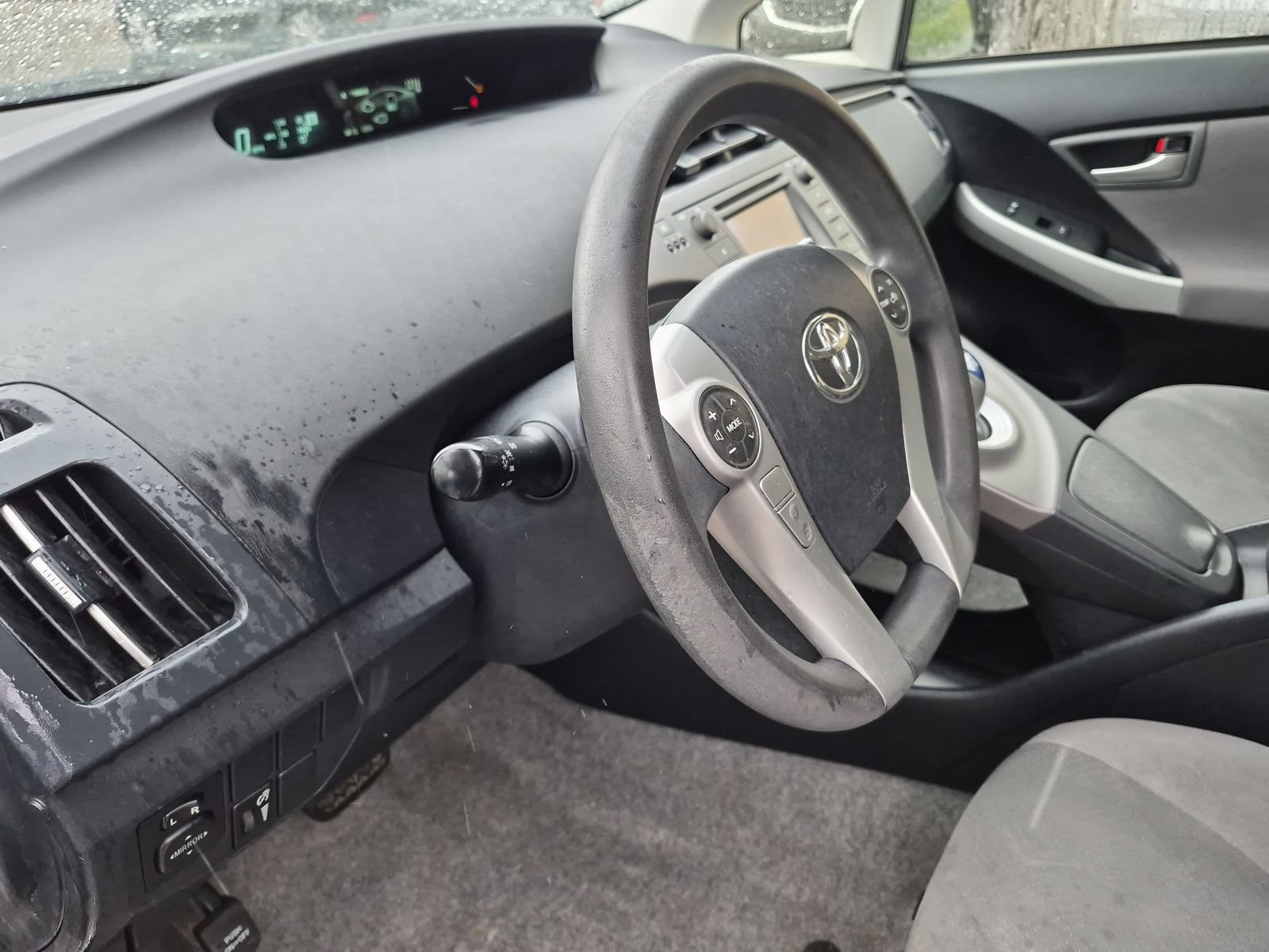 Used 2013 Toyota Prius Two FWD image 11