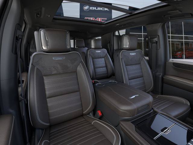 New 2026 GMC Yukon Denali Ultimate AWD/4WD image 16