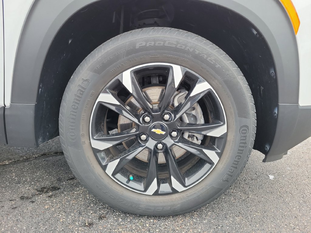 Used 2022 Chevrolet TrailBlazer LT w/ Driver Confidence Package FWD image 7
