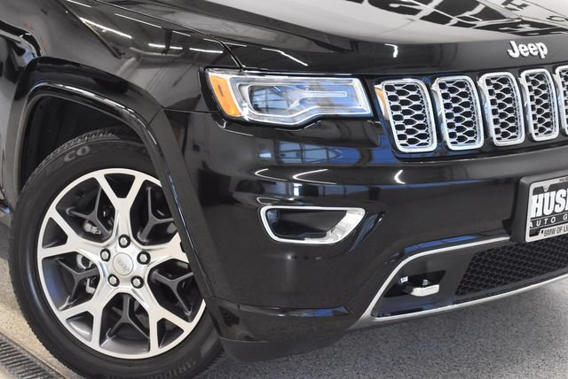 Used 2019 Jeep Grand Cherokee Overland AWD/4WD image 30