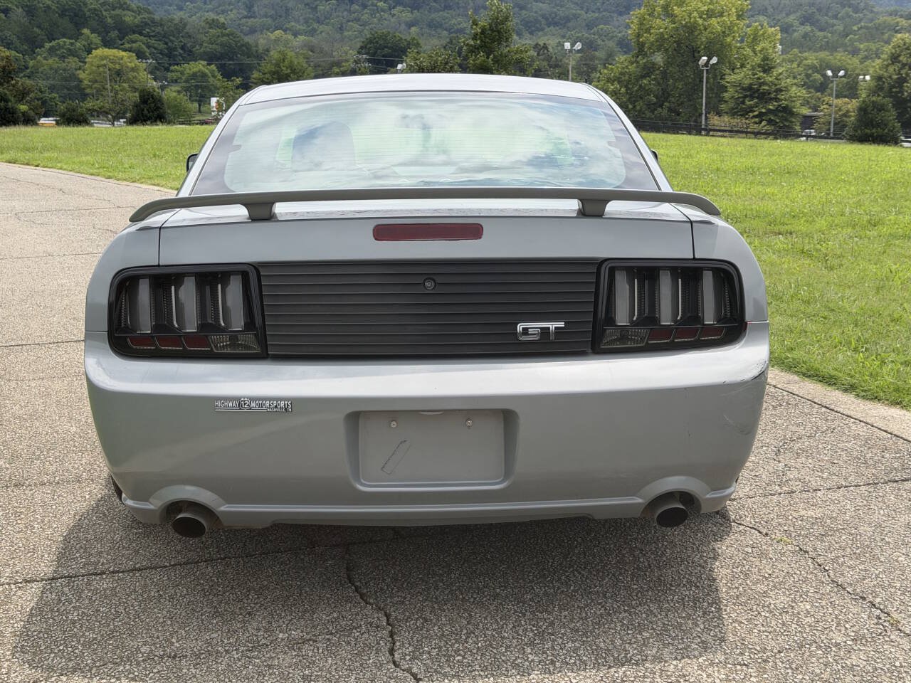 Used 2005 Ford Mustang GT Premium RWD image 26