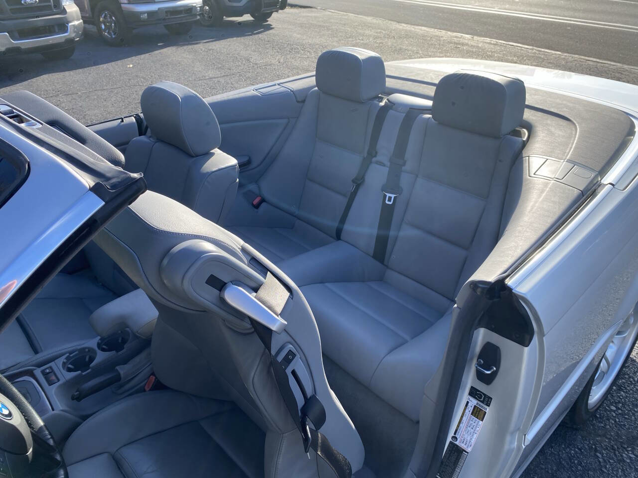 Used 2005 BMW 330Ci Convertible image 15