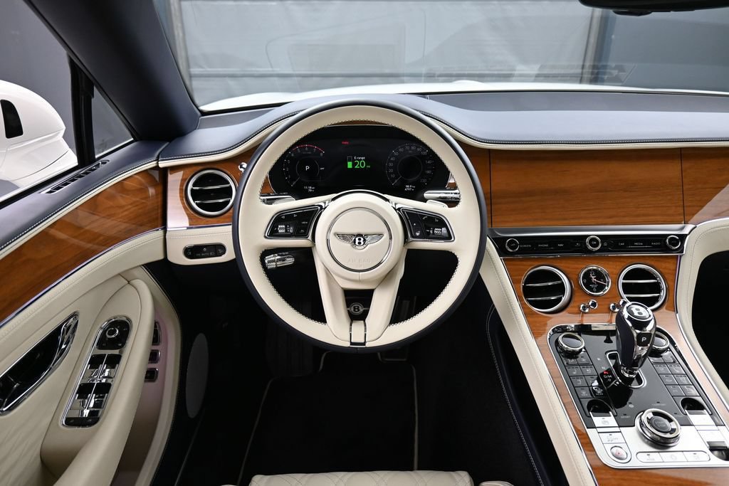 Used 2026 Bentley Continental GT Azure AWD/4WD image 18