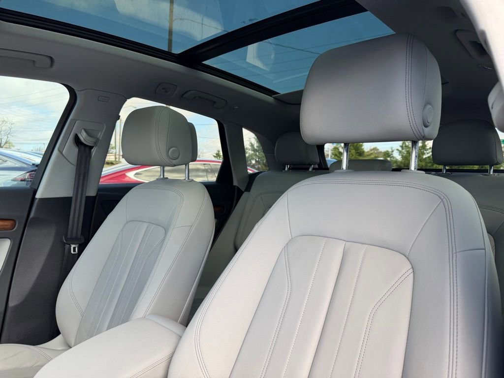 Used 2023 Audi Q5 2.0T Premium Plus w/ Premium Plus Package image 12