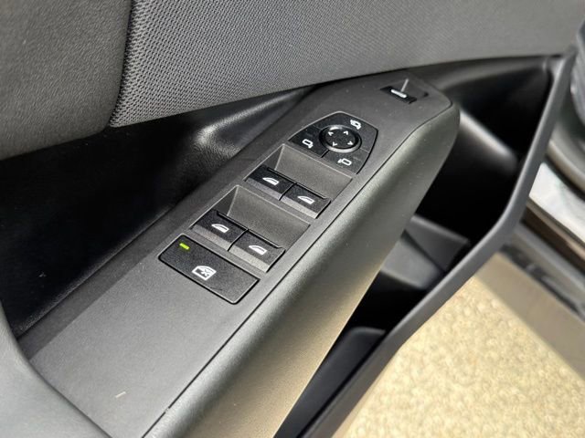 Used 2025 BMW X3 xDrive30i w/ Premium Package image 18