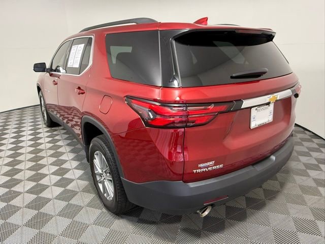 Used 2023 Chevrolet Traverse LT FWD image 4