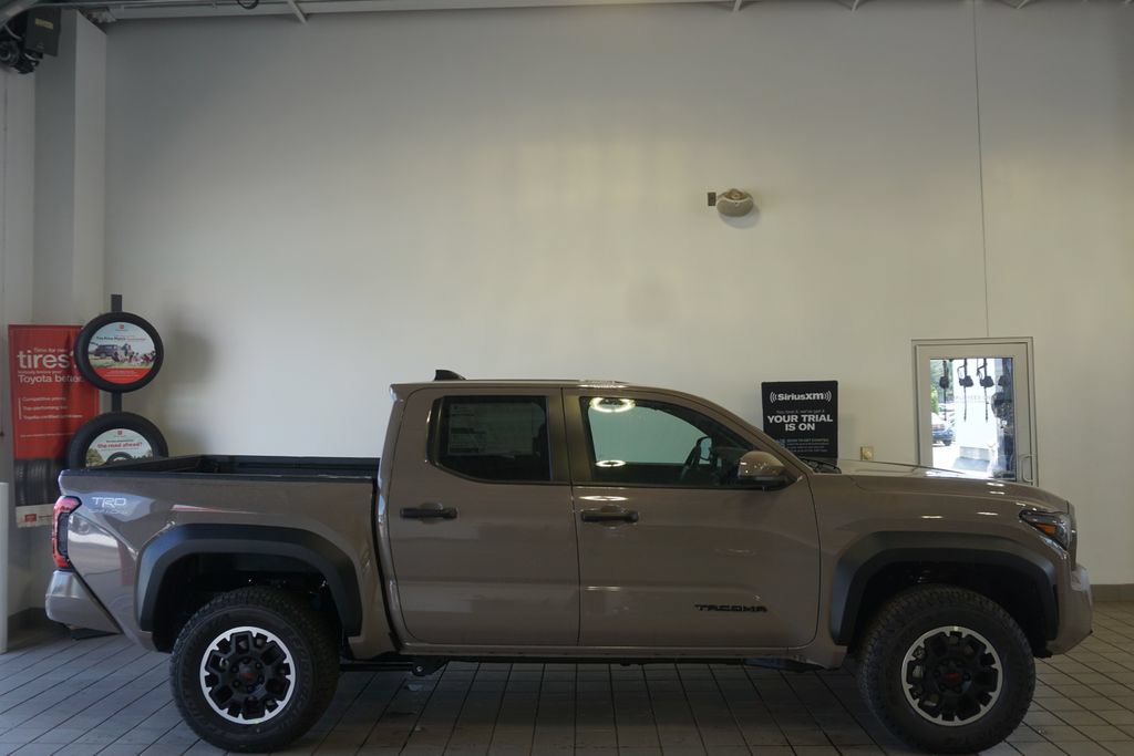 New 2026 Toyota Tacoma TRD Off-Road AWD/4WD image 15