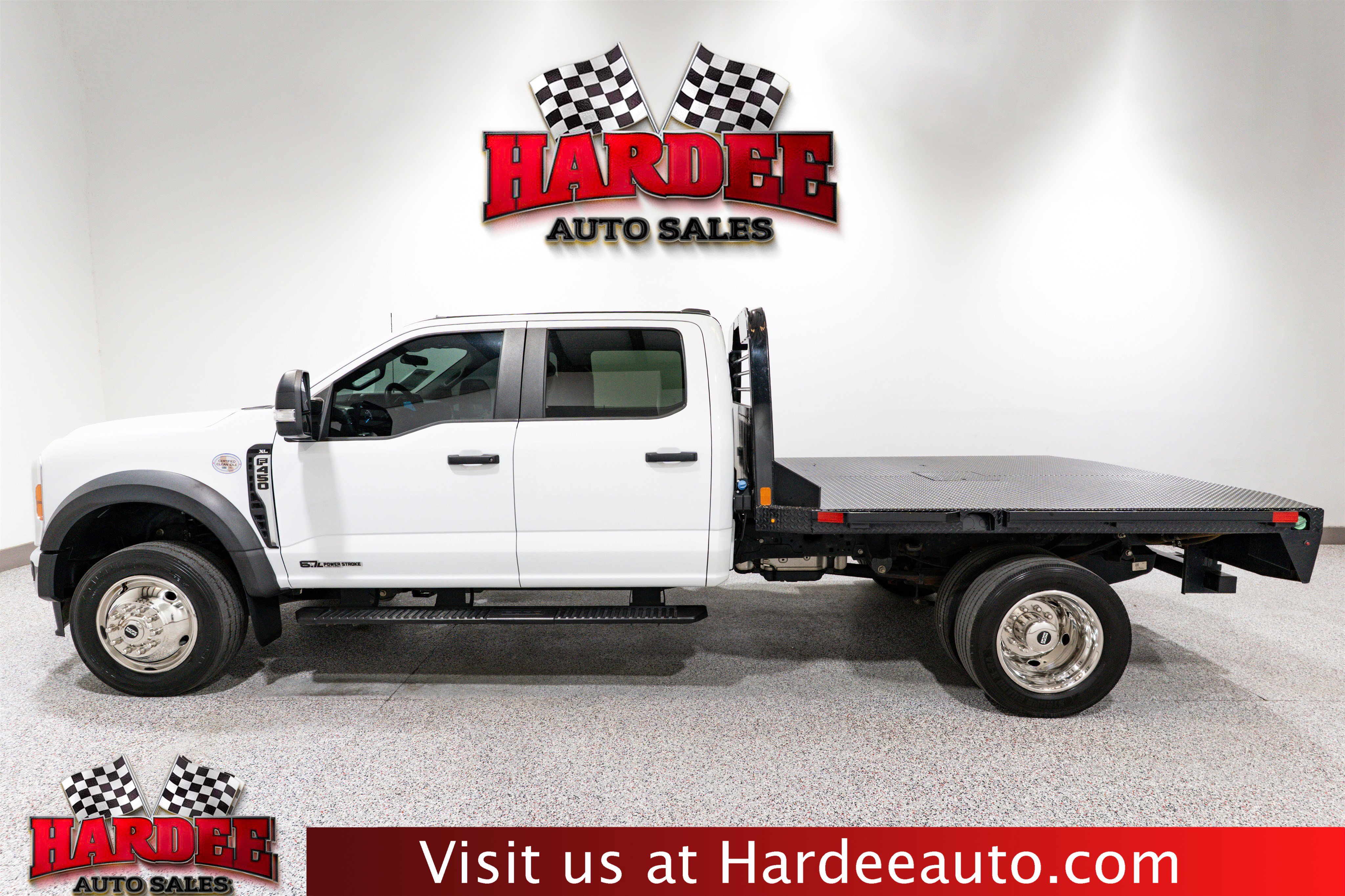 Used 2023 Ford F450 XL image 1