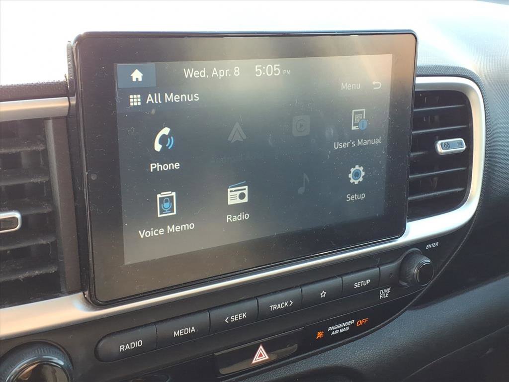 Used 2021 Hyundai Venue SE image 15