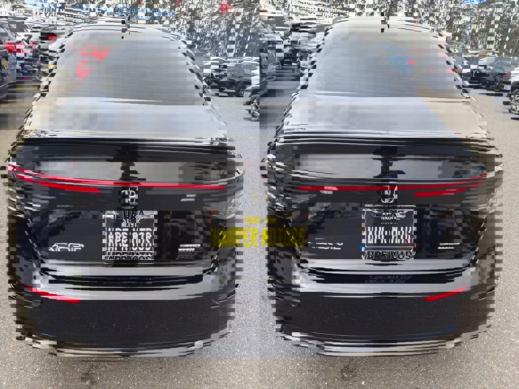 Used 2024 Honda Accord Sport image 8