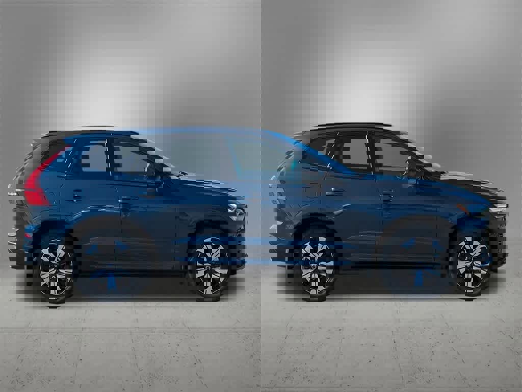 Used 2025 Volvo XC60 T8 Core w/ Protection Package Premier image 7
