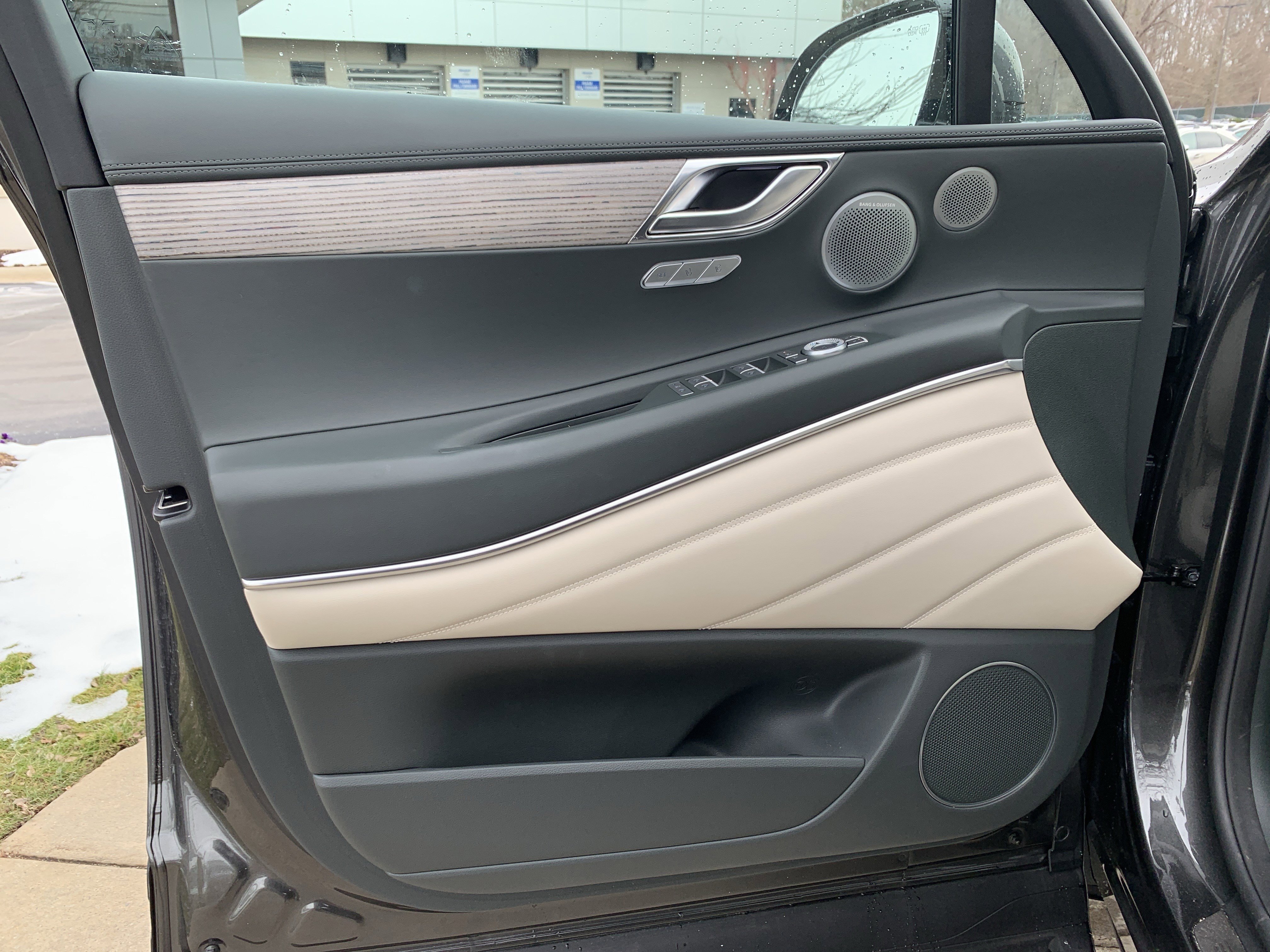 Used 2025 Genesis GV80 3.5T Prestige image 14