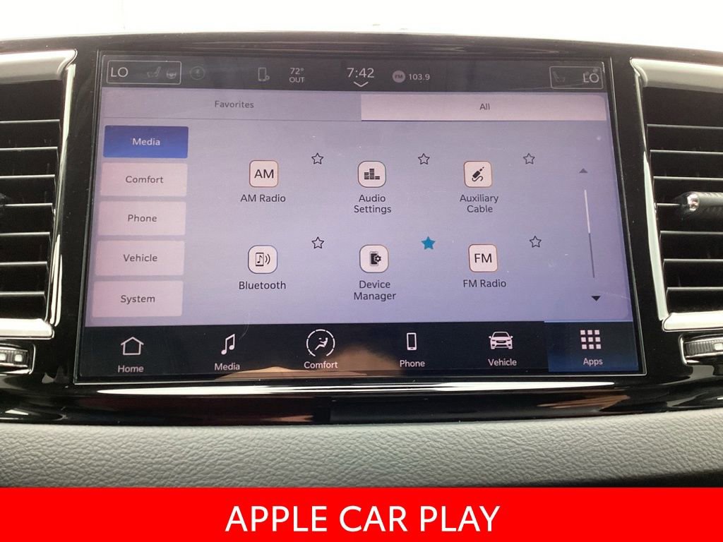 Used 2023 Chrysler Pacifica Touring-L image 3