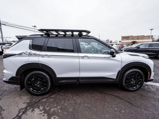 New 2026 Mitsubishi Outlander AWD image 52