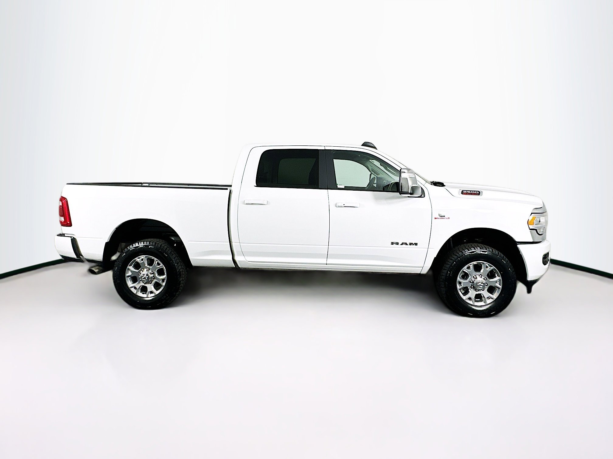 Used 2024 RAM 2500 Laramie image 10