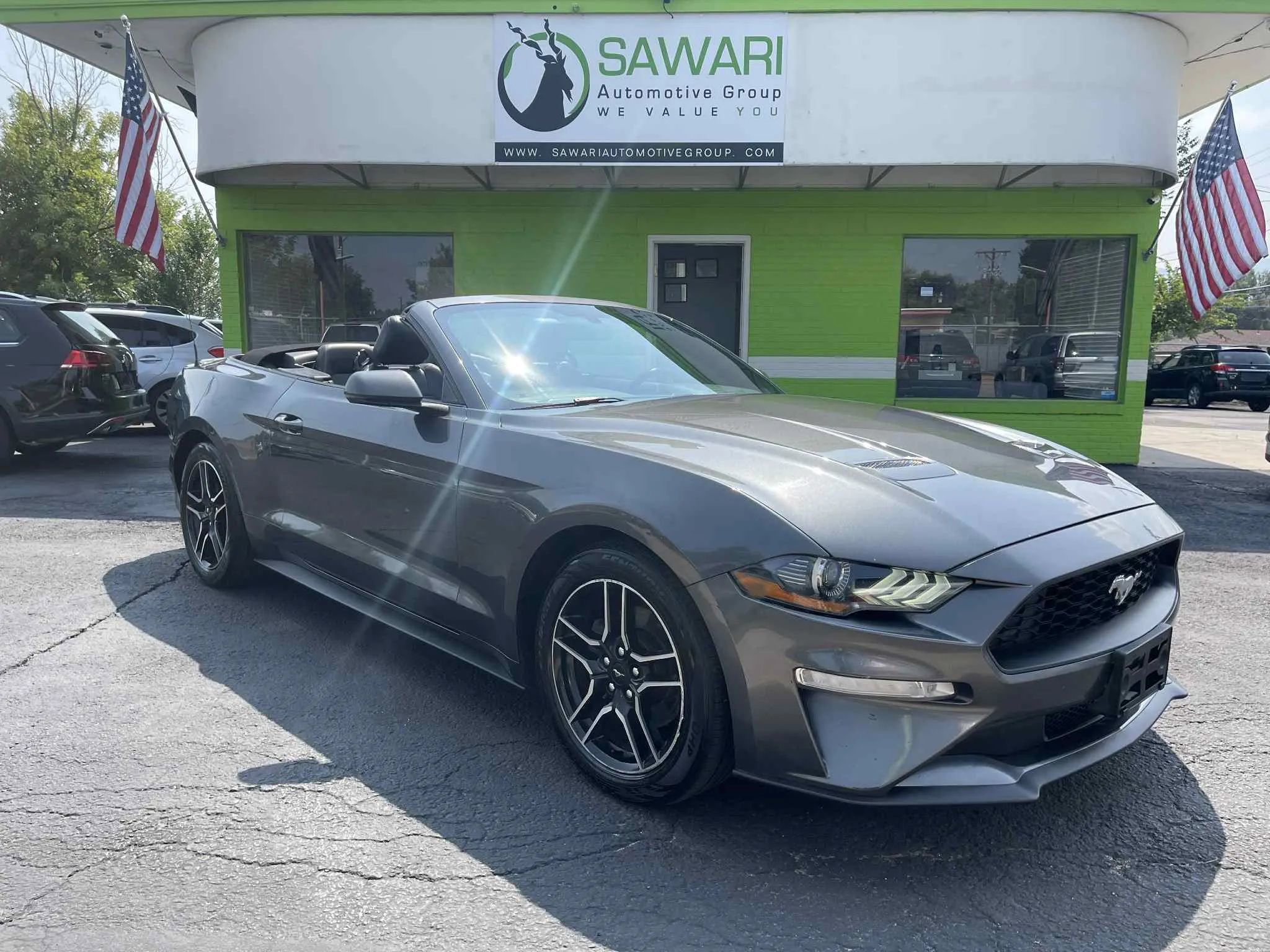 Used 2018 Ford Mustang Premium w/ Equipment Group 201A image 1
