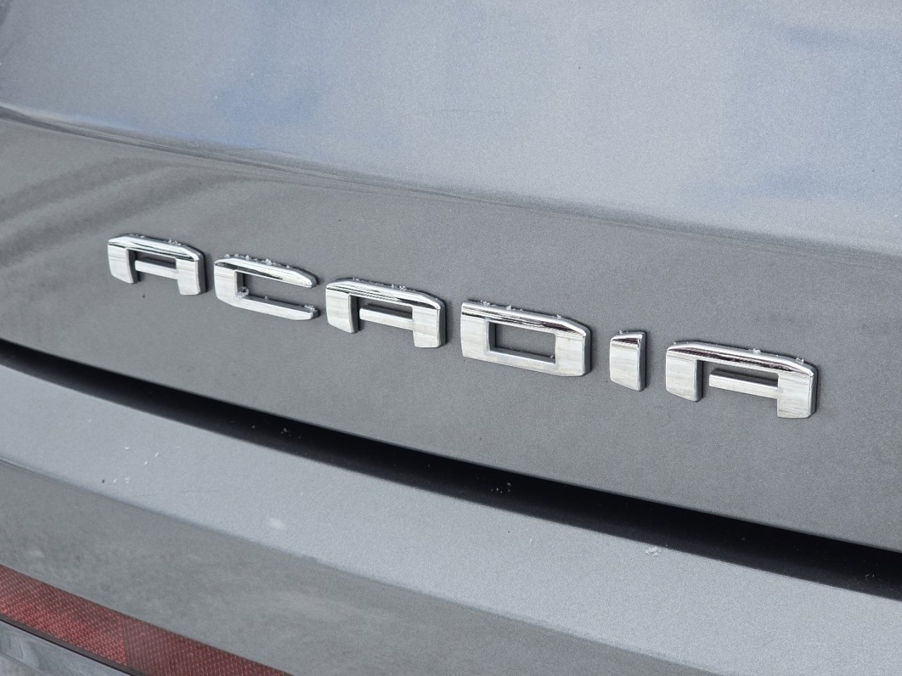 Used 2022 GMC Acadia Denali w/ Denali Technology Package image 13