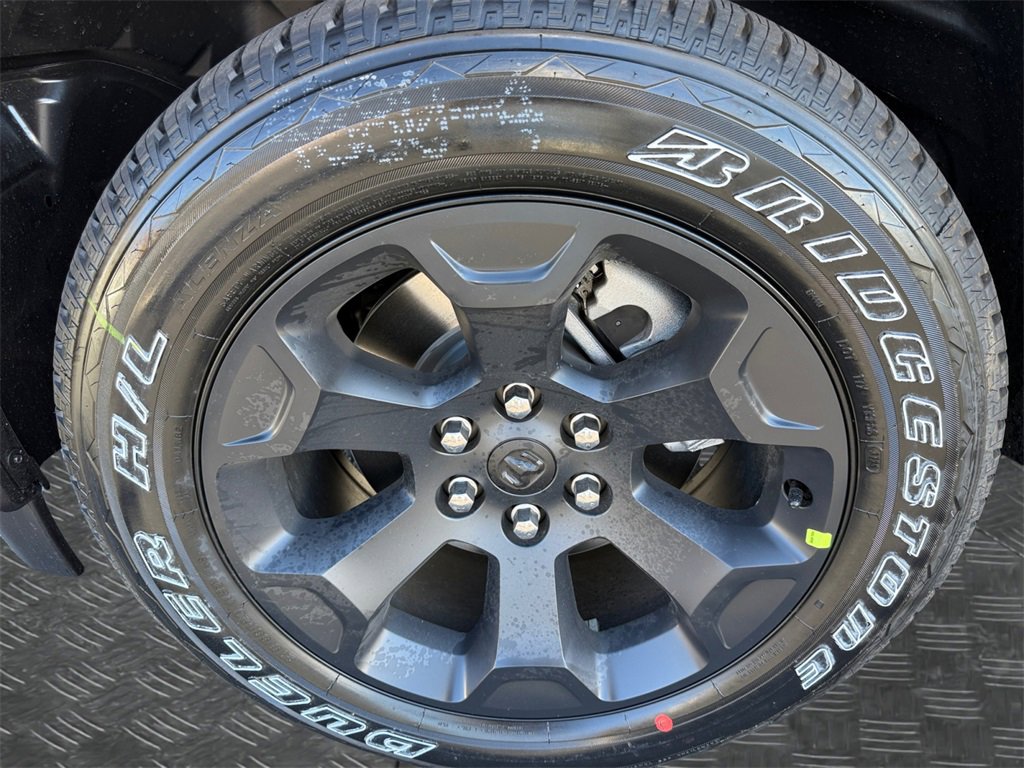 New 2026 RAM 1500 4x4 Crew Cab image 19