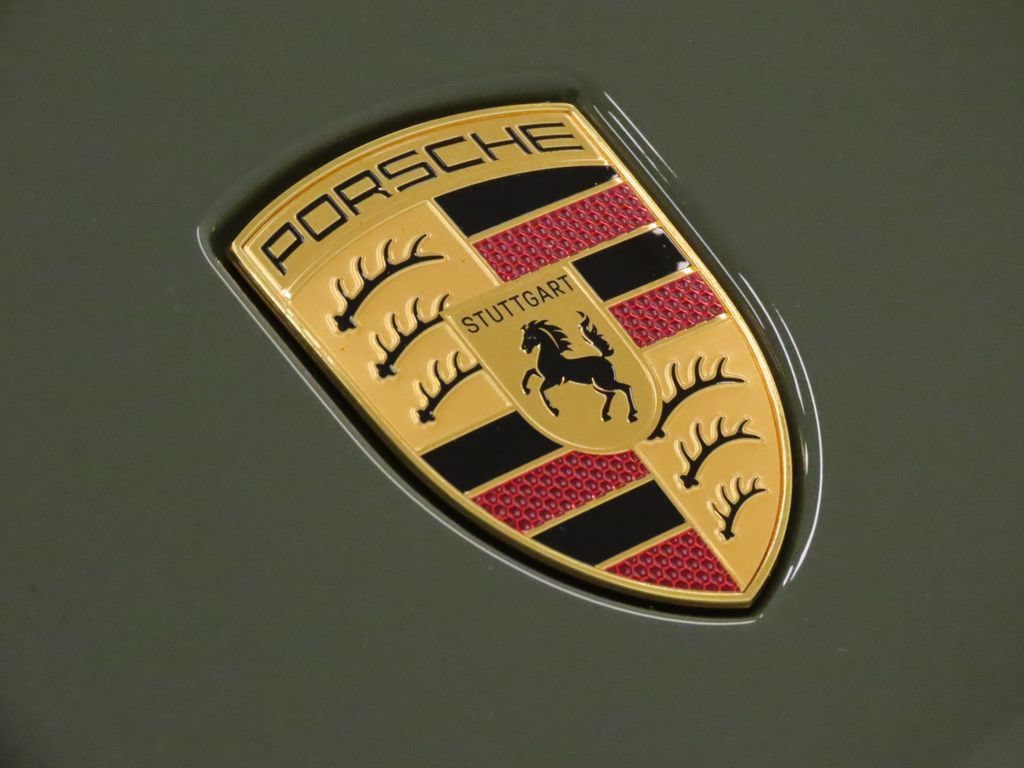 New 2026 Porsche Cayenne Electric AWD/4WD image 14