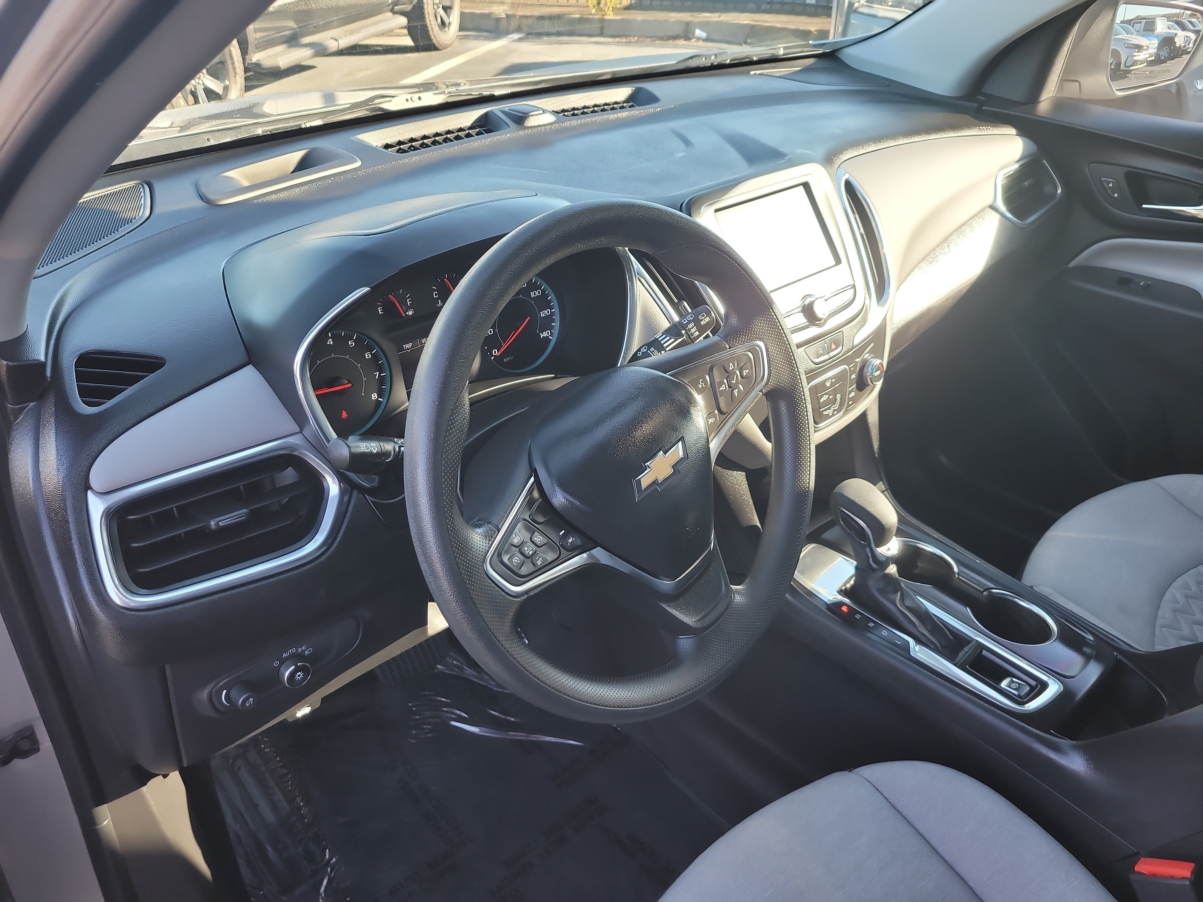 Used 2023 Chevrolet Equinox LS w/ Driver Confidence II Package FWD image 19
