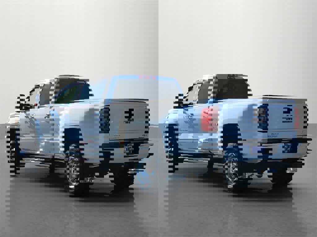 Used 2016 GMC Sierra 3500 Denali w/ Duramax Plus Package image 4