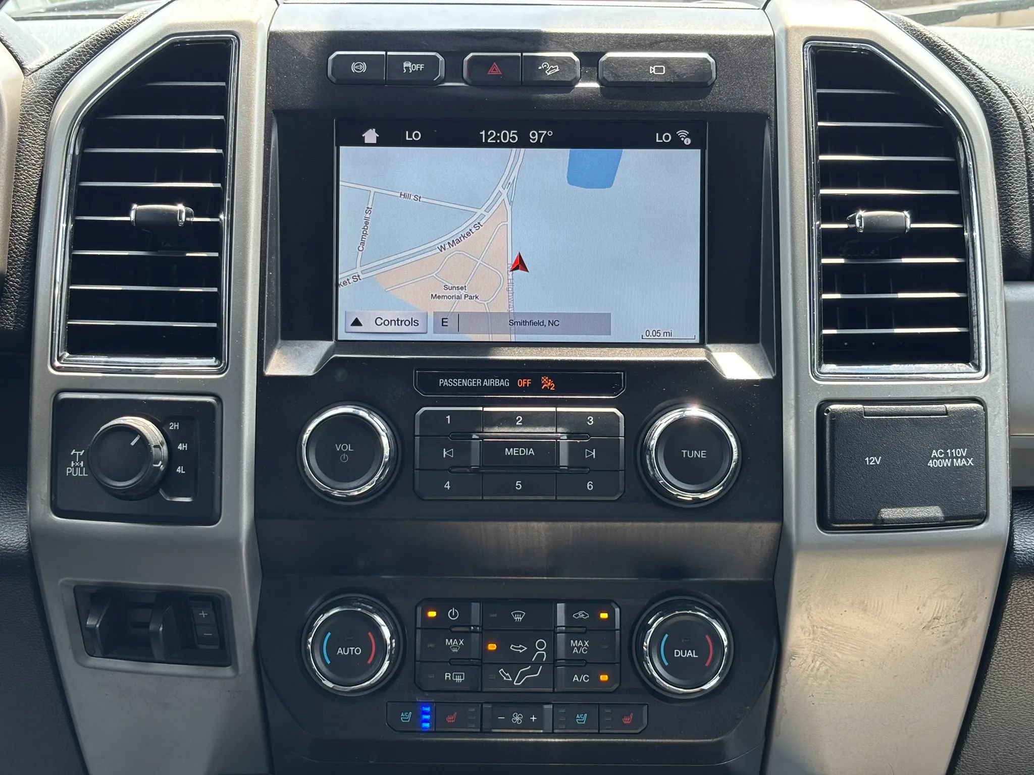 Used 2019 Ford F250 Lariat w/ Lariat Ultimate Package AWD/4WD image 41