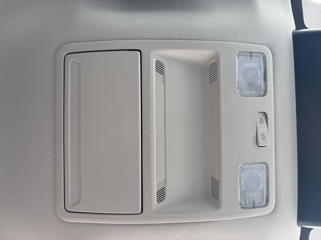 New 2025 Ford Maverick XL w/ Equipment Group 101A image 23