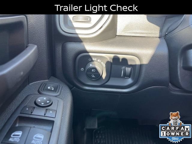 Used 2023 RAM 3500 Tradesman w/ Chrome Appearance Group AWD/4WD image 34