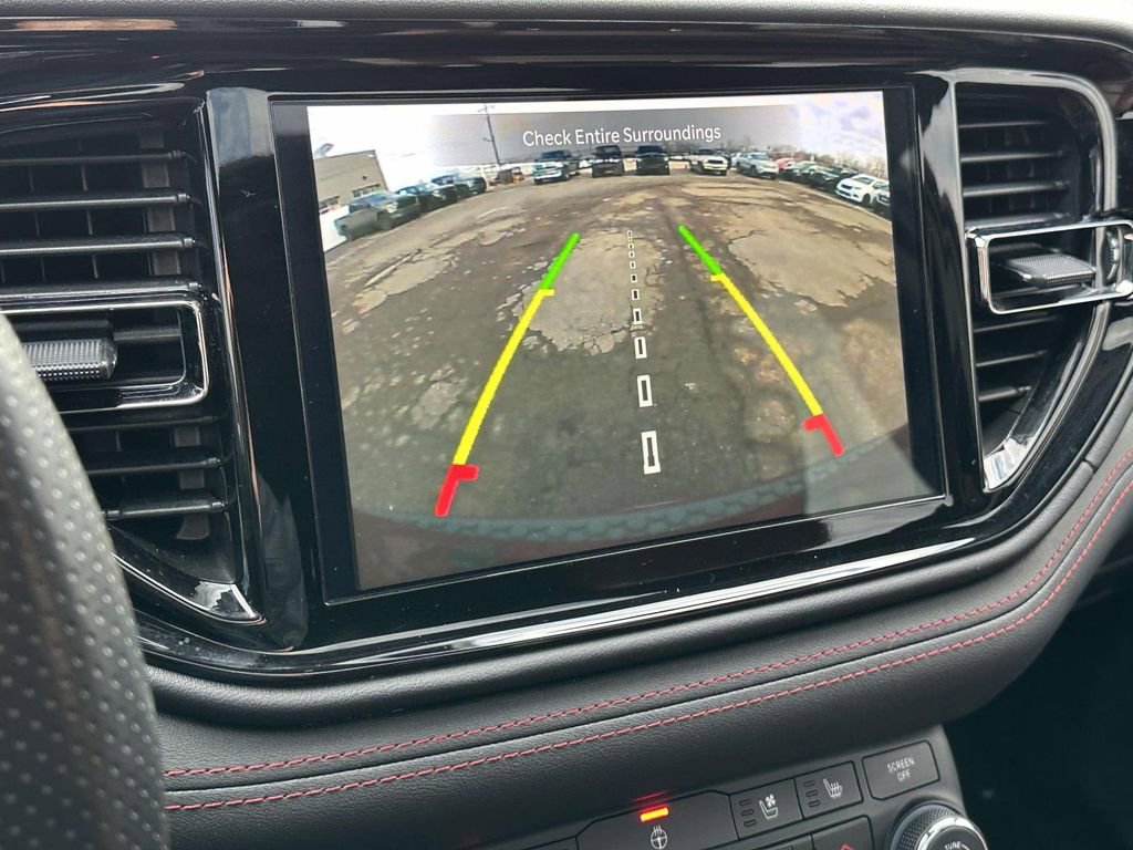 Used 2023 Dodge Durango GT image 28