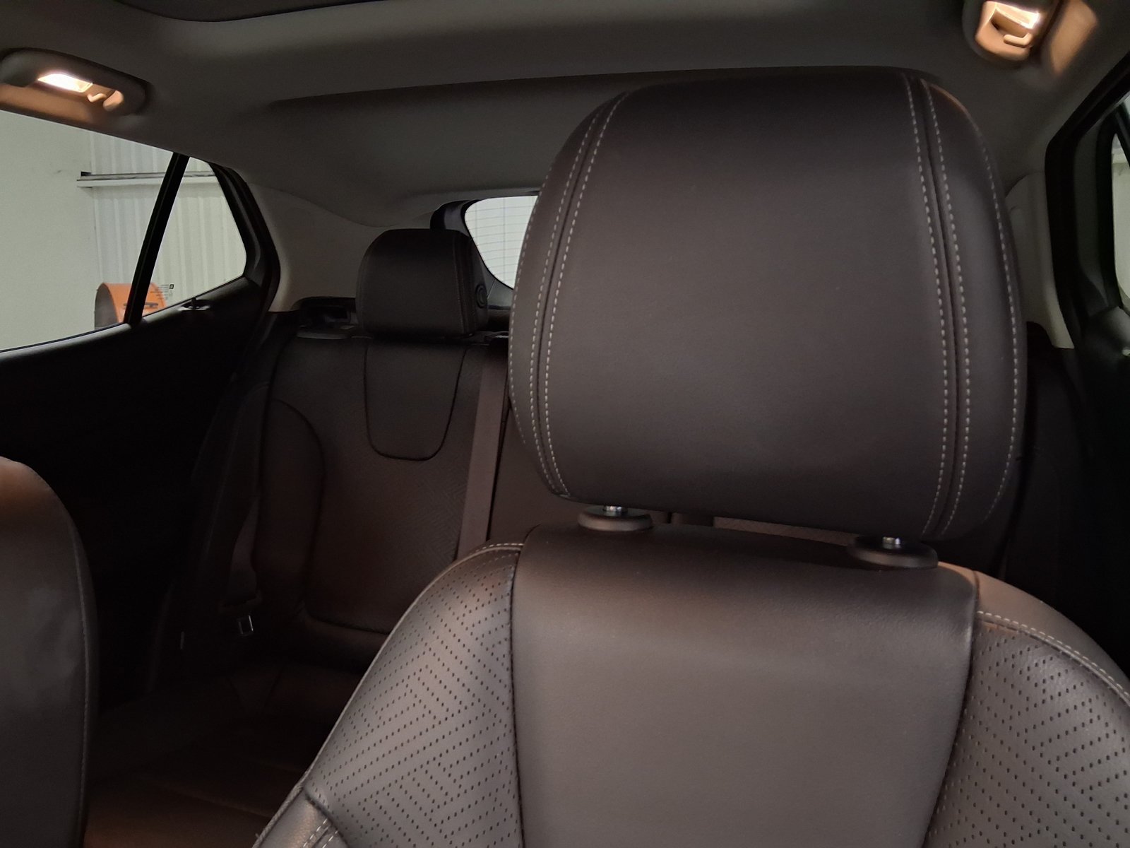 Used 2023 Buick Encore GX Essence w/ Experience Buick Package FWD image 16