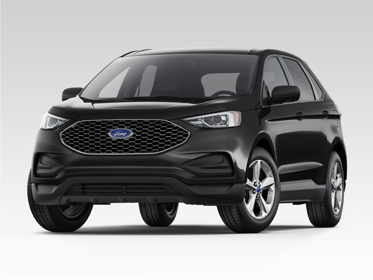 Used 2024 Ford Edge SE w/ Black Appearance Package