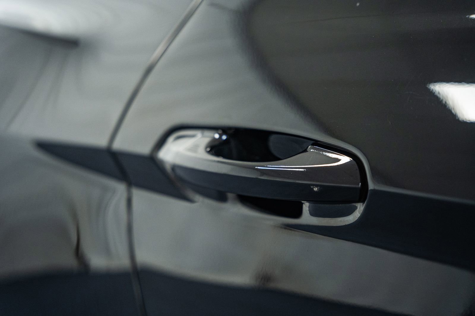 Used 2019 Ford Mustang Premium w/ Ecoboost Performance Package image 19