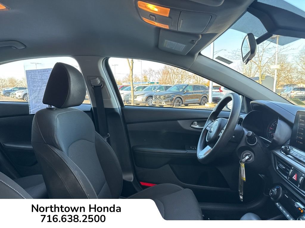 Used 2019 Kia Forte LXS image 16