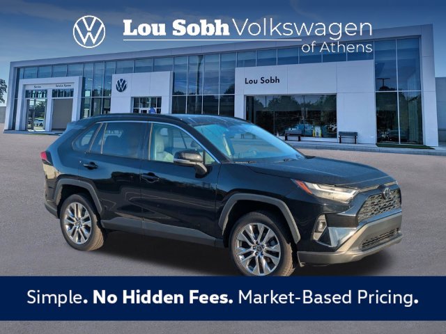 Used 2022 Toyota RAV4 XLE Premium FWD image 1