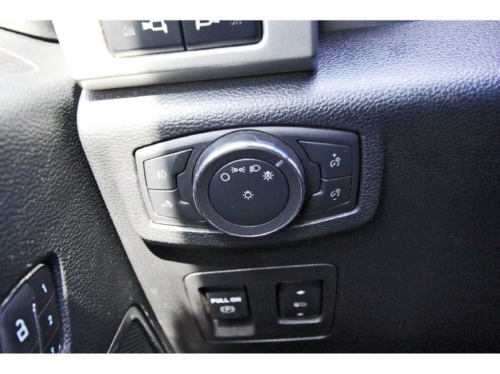 Used 2019 Ford F150 Lariat w/ Equipment Group 501A Mid AWD/4WD image 22