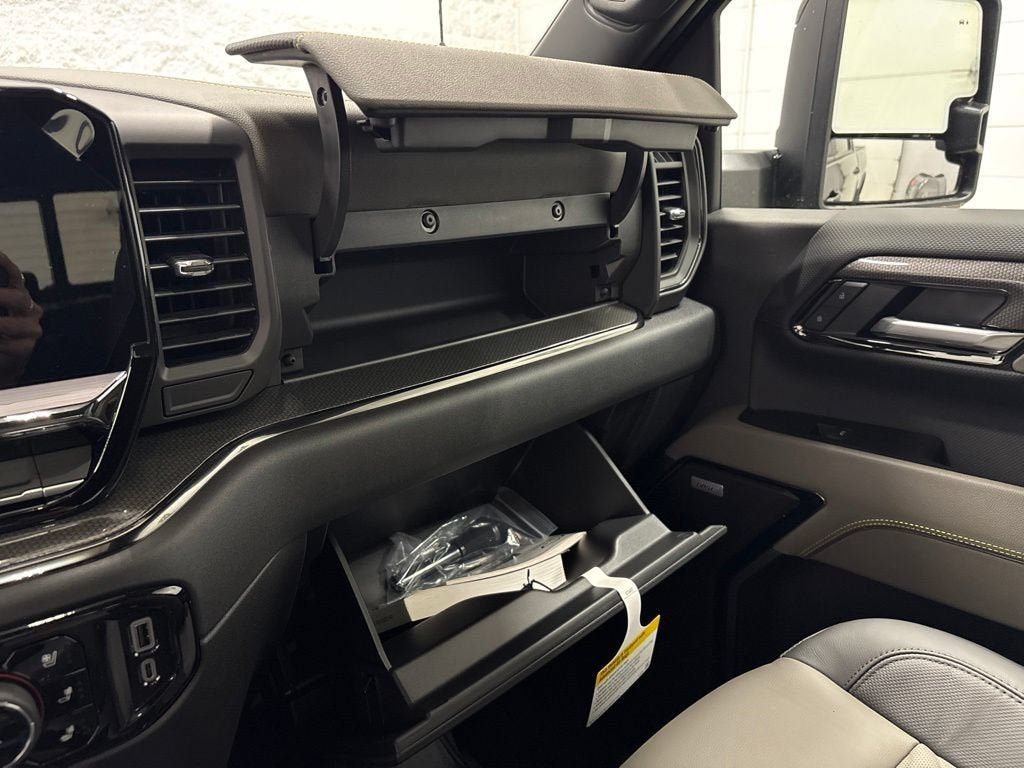New 2026 Chevrolet Silverado 2500 ZR2 AWD/4WD image 29