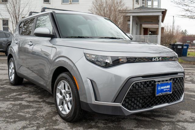 Used 2024 Kia Soul LX w/ Option Group 015 image 4