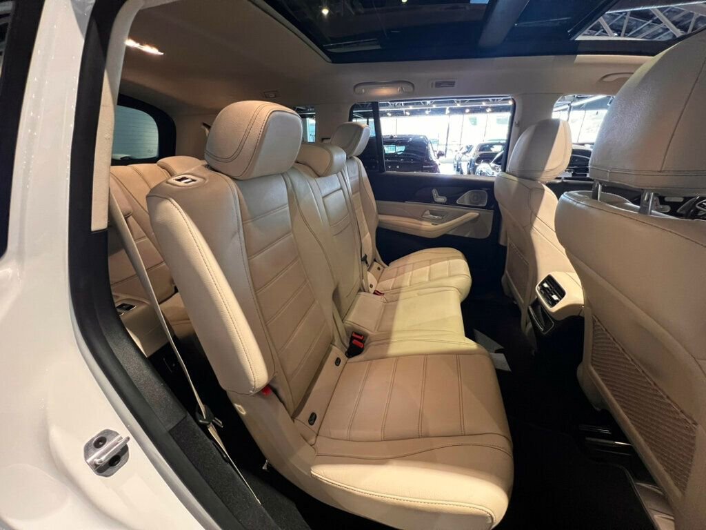 Used 2021 Mercedes-Benz GLS 450 4MATIC image 29